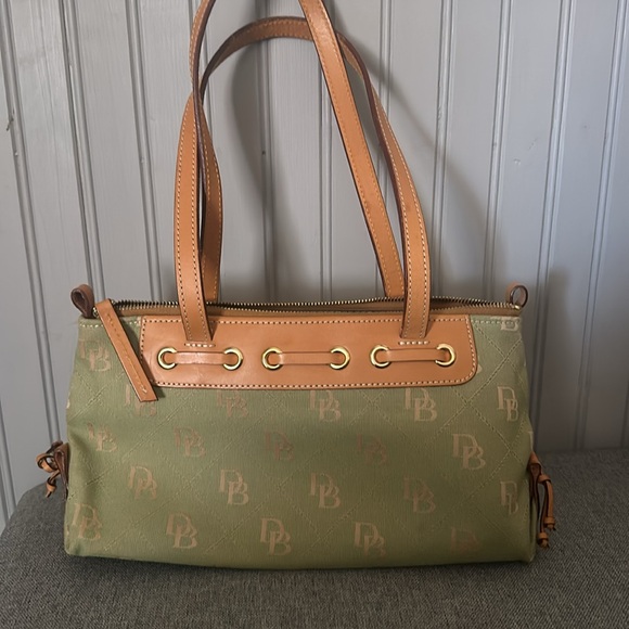 Women’s DB green and brown mid-size hand bag! Excellent condition - Picture 2 of 5